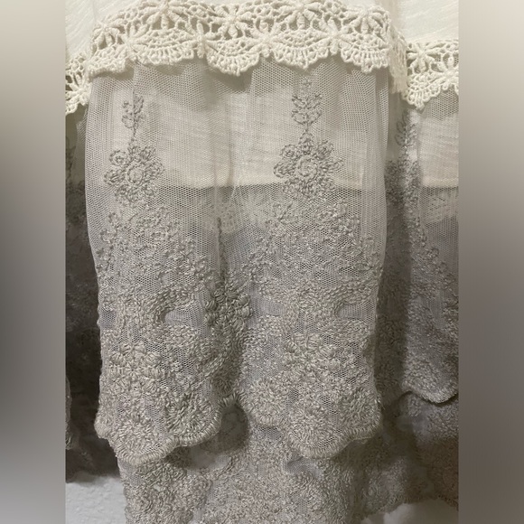 Beige Lace Shirt - Picture 5 of 5